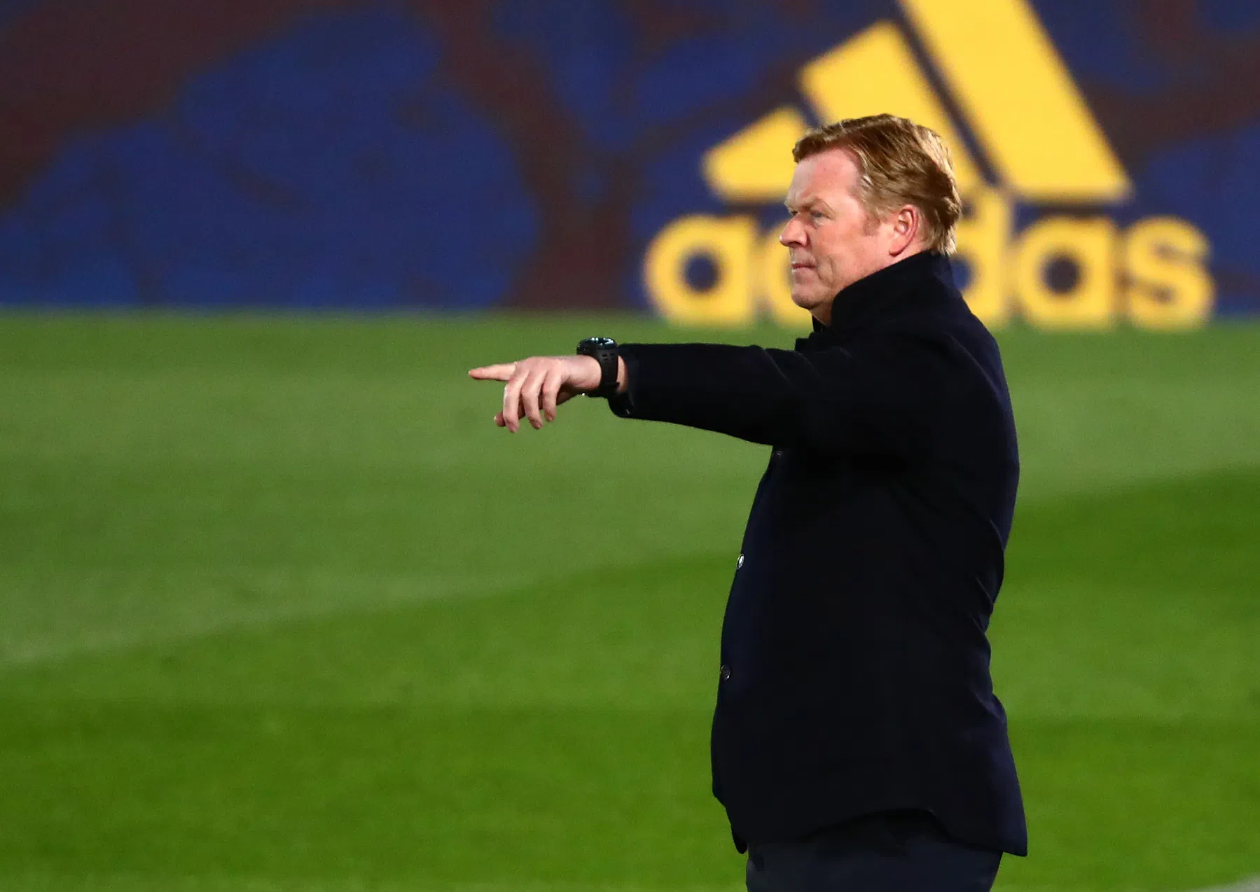 Koeman woedend: 'Ik begrijp niet waarom er een VAR is in Spanje'