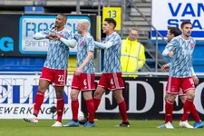 Thumbnail for article: Ajax zet dankzij kungfu-goal Haller volgende stap richting vroege titel