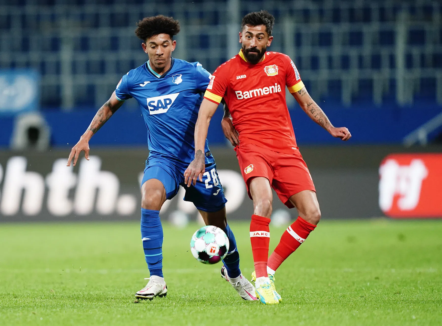 Hoffenheim en Leverkusen nemen 'gepast' afscheid van gehate maandagduels