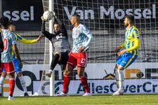 Thumbnail for article: Lamprou komt terug op uitspraken over 'kil' Ajax