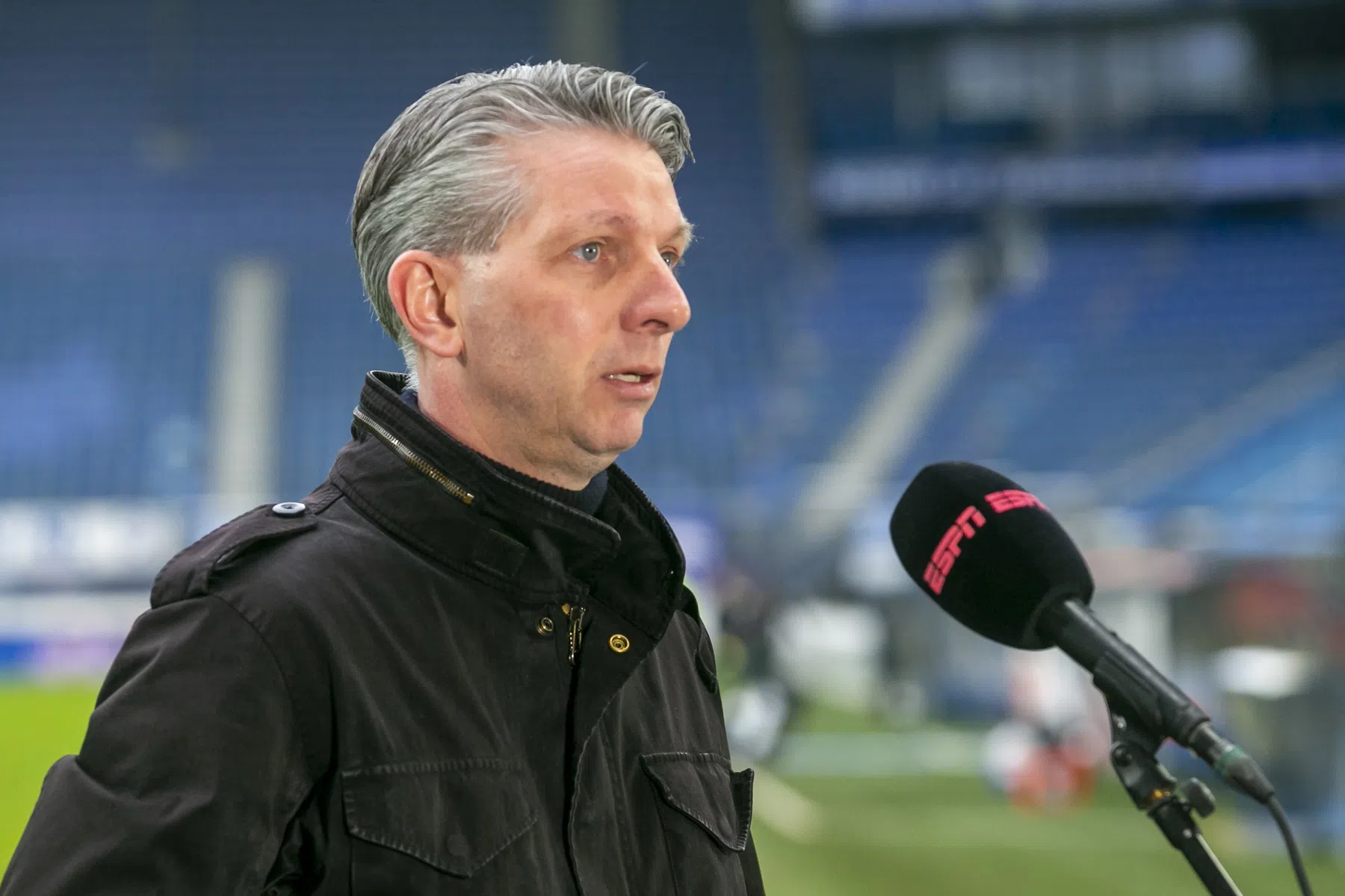 Ajax presenteert Hamstra: 'Een geweldige kans'