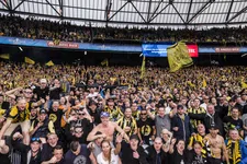 Thumbnail for article: Vitesse-fans draaien met schitterende sfeeractie warm voor bekerfinale