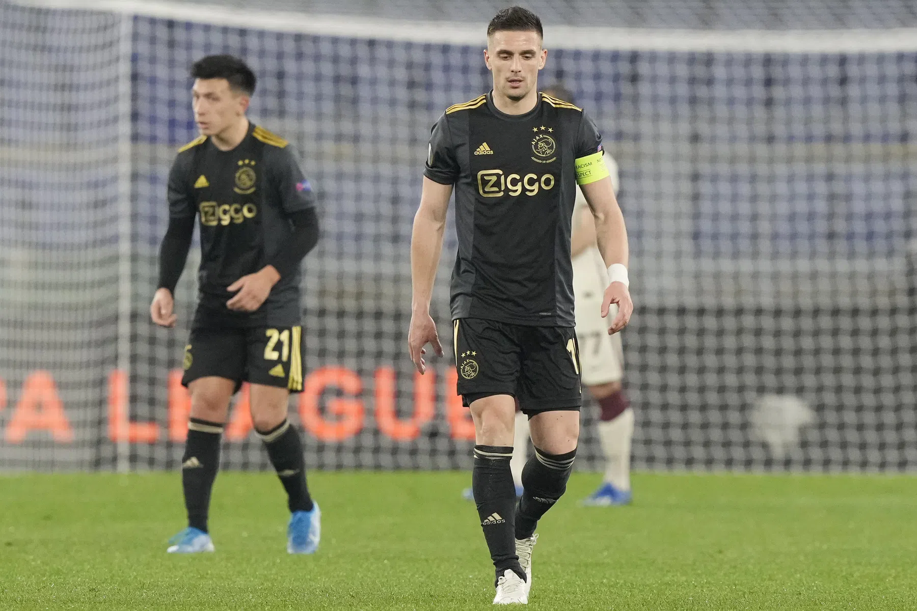 Ajax klaar in Europa League na teleurstellende avond in Rome