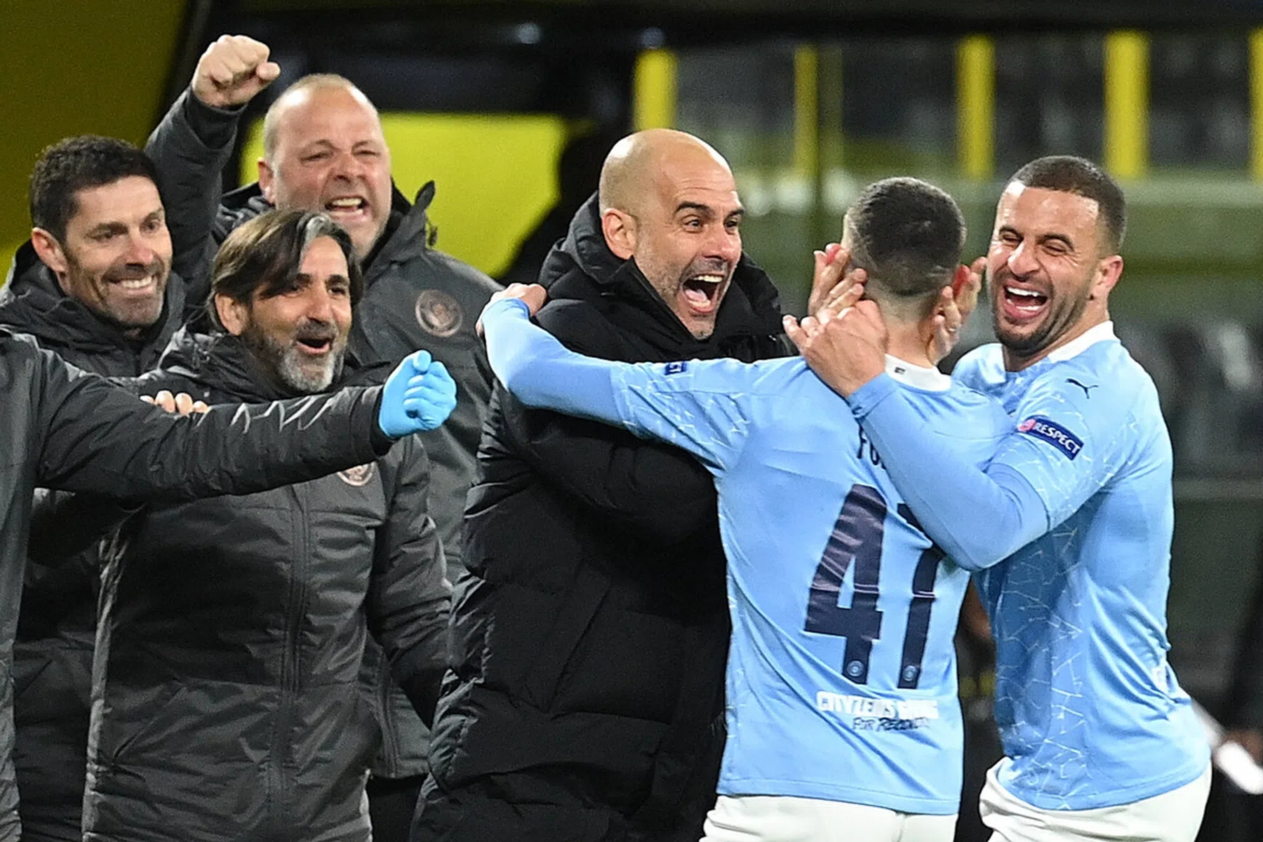 Guardiola trekt fles wijn open: 'Voor de club is dit zó belangrijk'