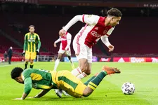 Thumbnail for article: Devyne Rensch breekt door bij Ajax: 'Qua mindset zit hij dicht bij De Ligt' 