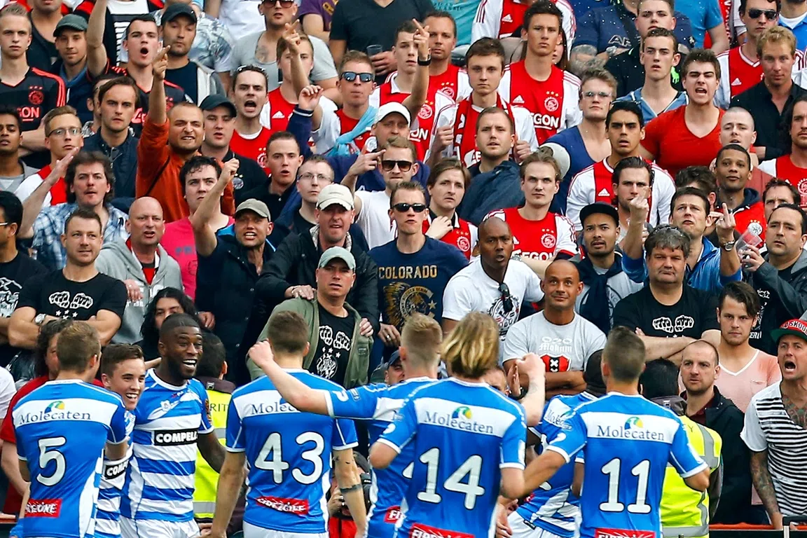 Vijf legendarische bekerfinales: 'De deukjes in de beker zijn van mij'
