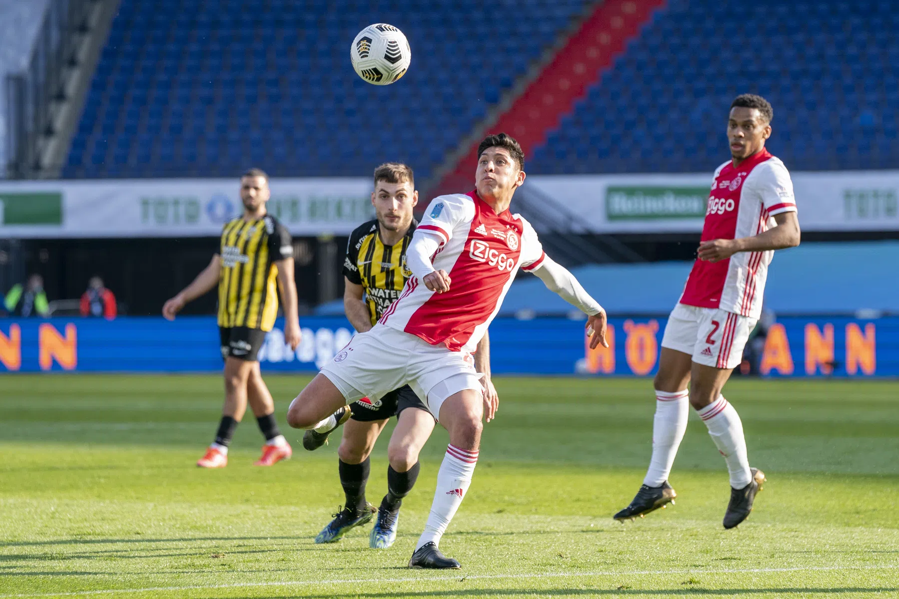 Bekerfinale op rapport: Álvarez blinkt uit, Pasveer lichtpuntje bij Vitesse