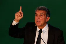 Thumbnail for article: Laporta doorbreekt stilte en verdedigt Super League-deelname Barcelona