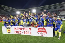 Thumbnail for article: Cambuur maakt in Alkmaar feest compleet: schaal is binnen 