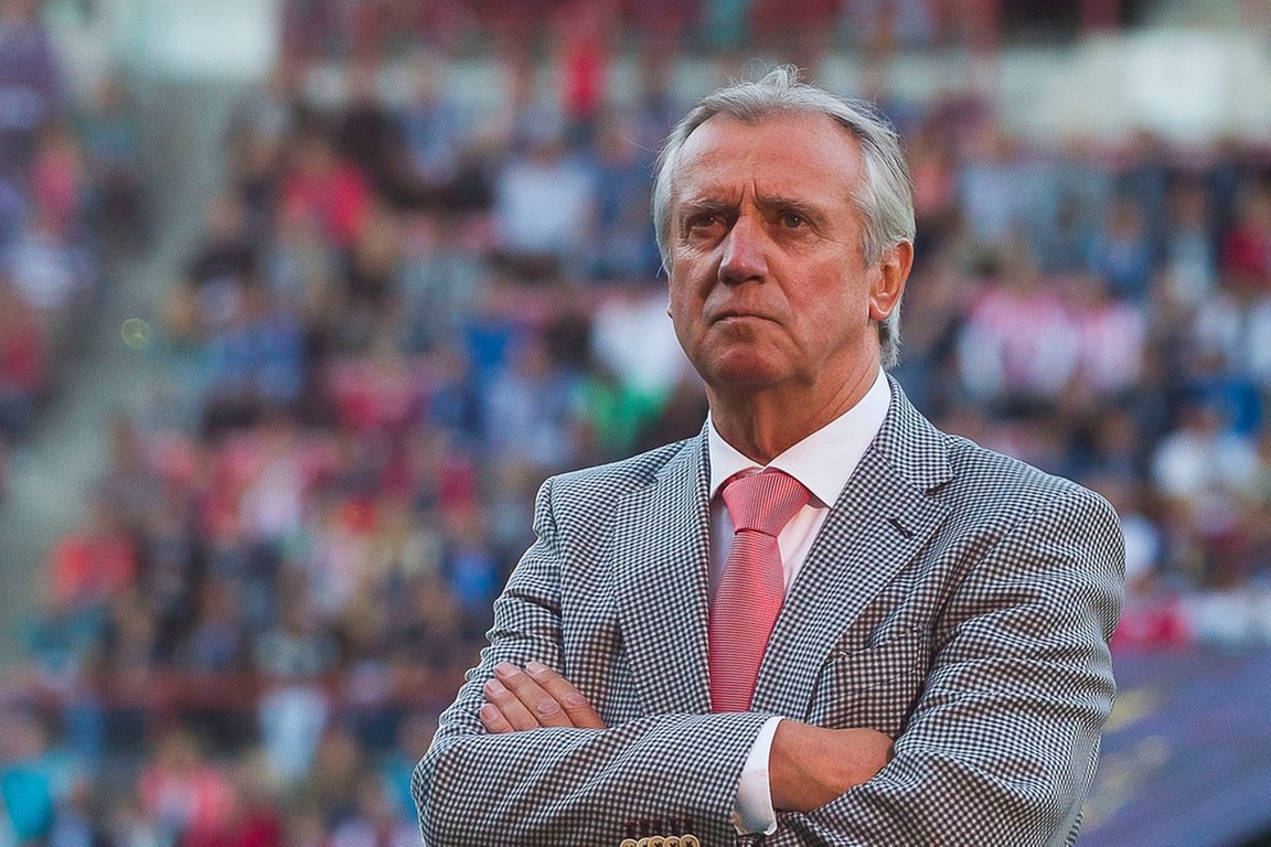 Toch minuut stilte bij Eredivisie-wedstrijden voor Van der Kuijlen