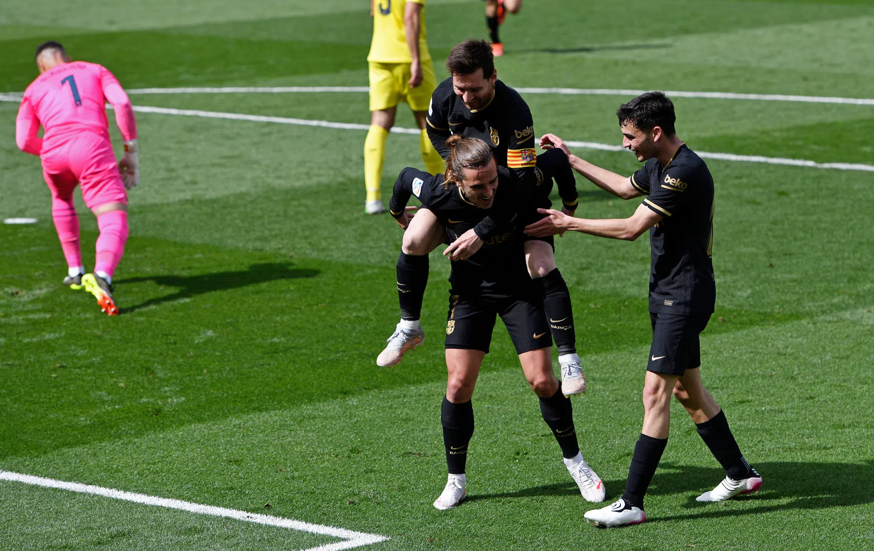 Barça houdt dankzij messcherpe Griezmann alles in eigen hand