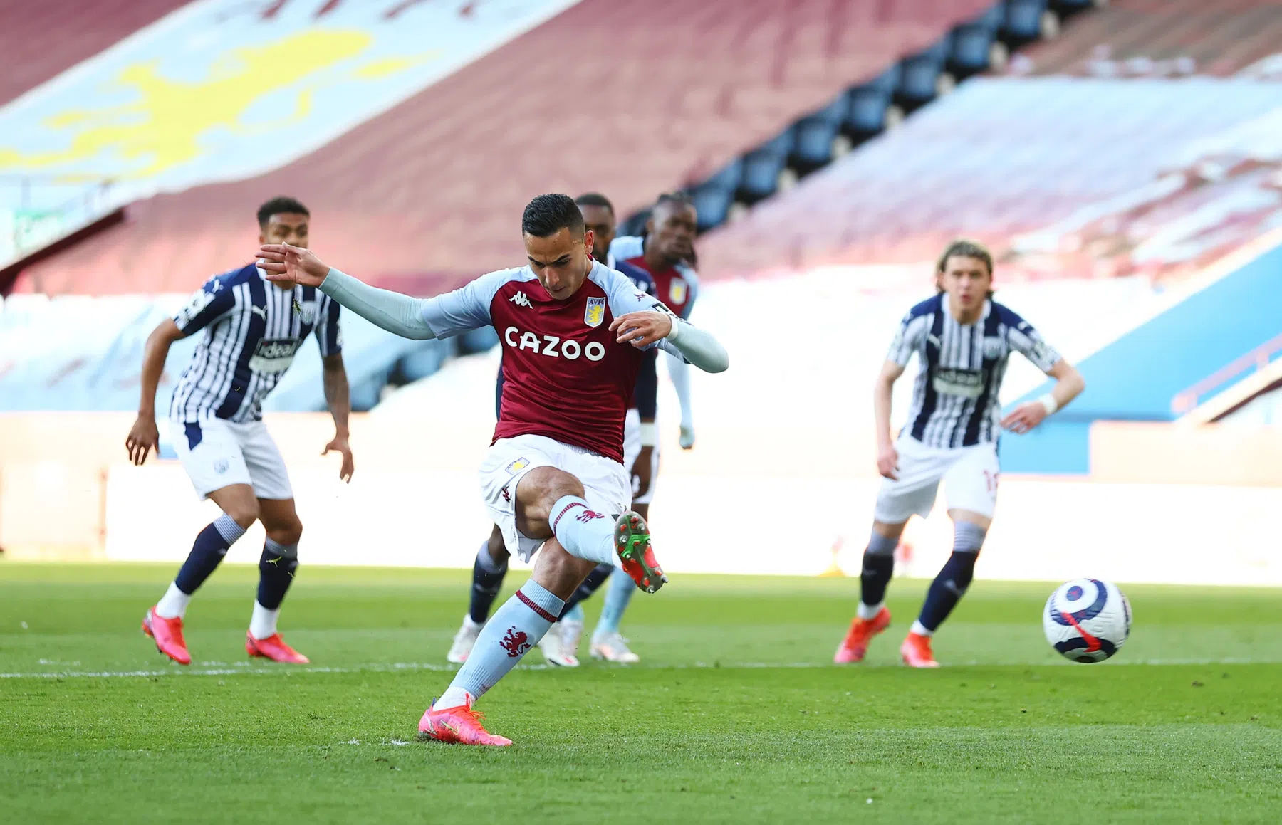 El Ghazi draagt met hoofdrol bij aan dreun voor ploeterend West Brom