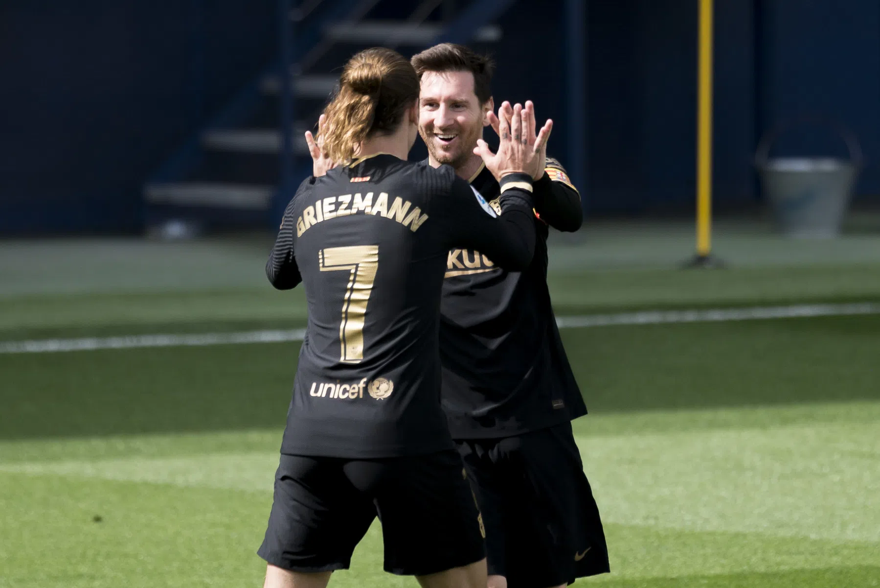'Het Wonder van Koeman is nabij: hij heeft magie in dit Barça gestopt'