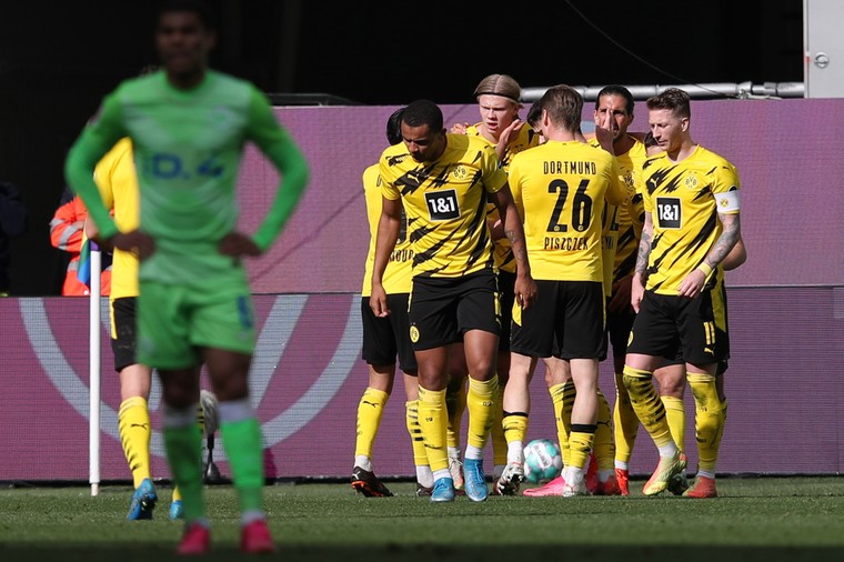 Haaland sprint ervandoor en straft Wolfsburg-fouten keihard af