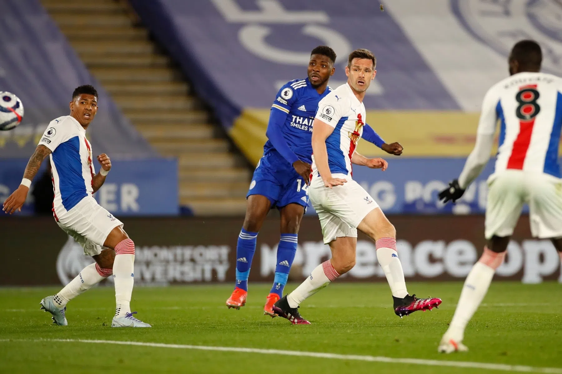 Nachtmerrie of droomvlucht: Iheanacho helpt Leicester bij ontlopen doemscenario