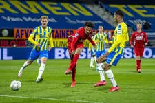 Thumbnail for article: AZ ziet grilligheid en succes bij Stengs: 'Dat is Calvin in een notendop'