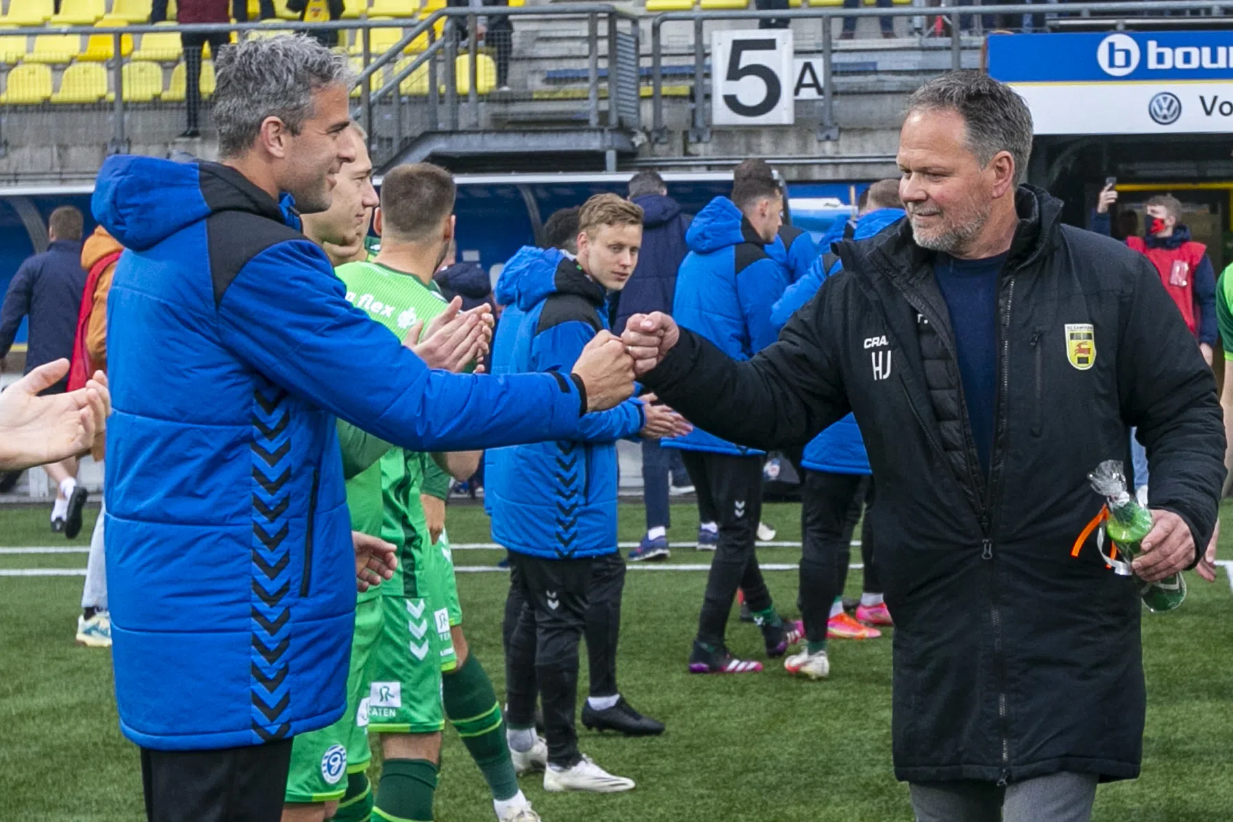 Jubelende De Jong blijft nuchter: 'We zijn geen Barça of Real, gewoon Cambuur'