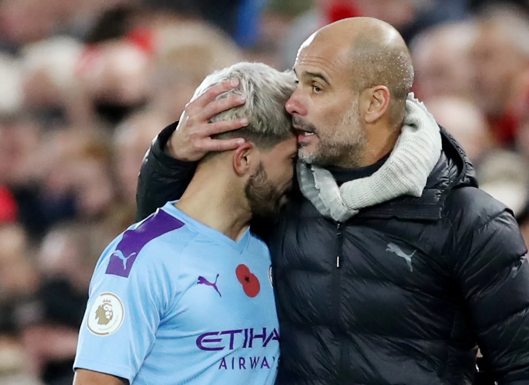 Guardiola koestert Agüero: 'Ik ben tot over mijn oren verliefd op hem'