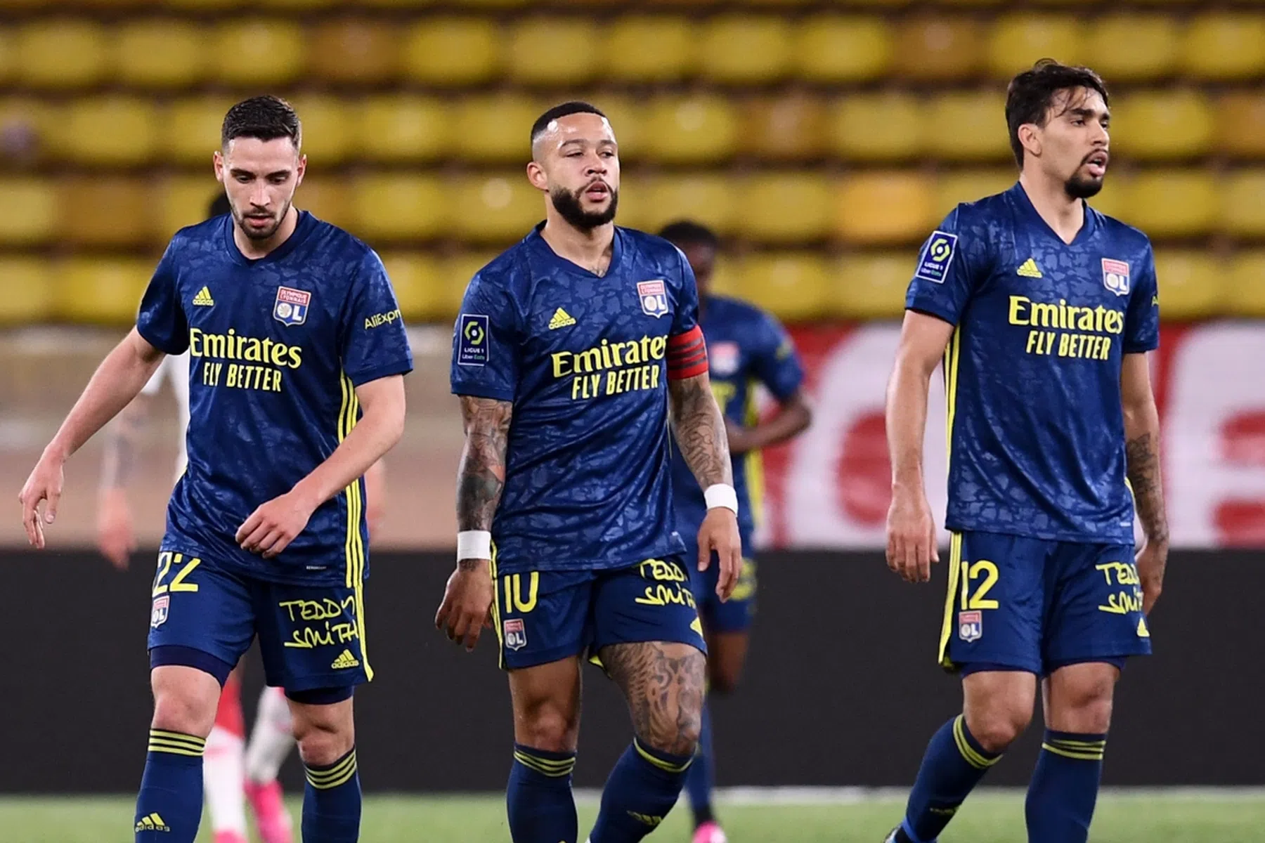 Straf Memphis en co bezorgt Lyon kopzorgen: 'Babyflesjes staan al klaar' 