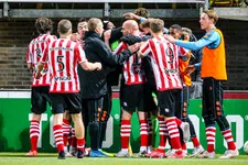 Thumbnail for article: Sparta-spits Emegha viert eerste Eredivisie-goal met prachtig eerbetoon