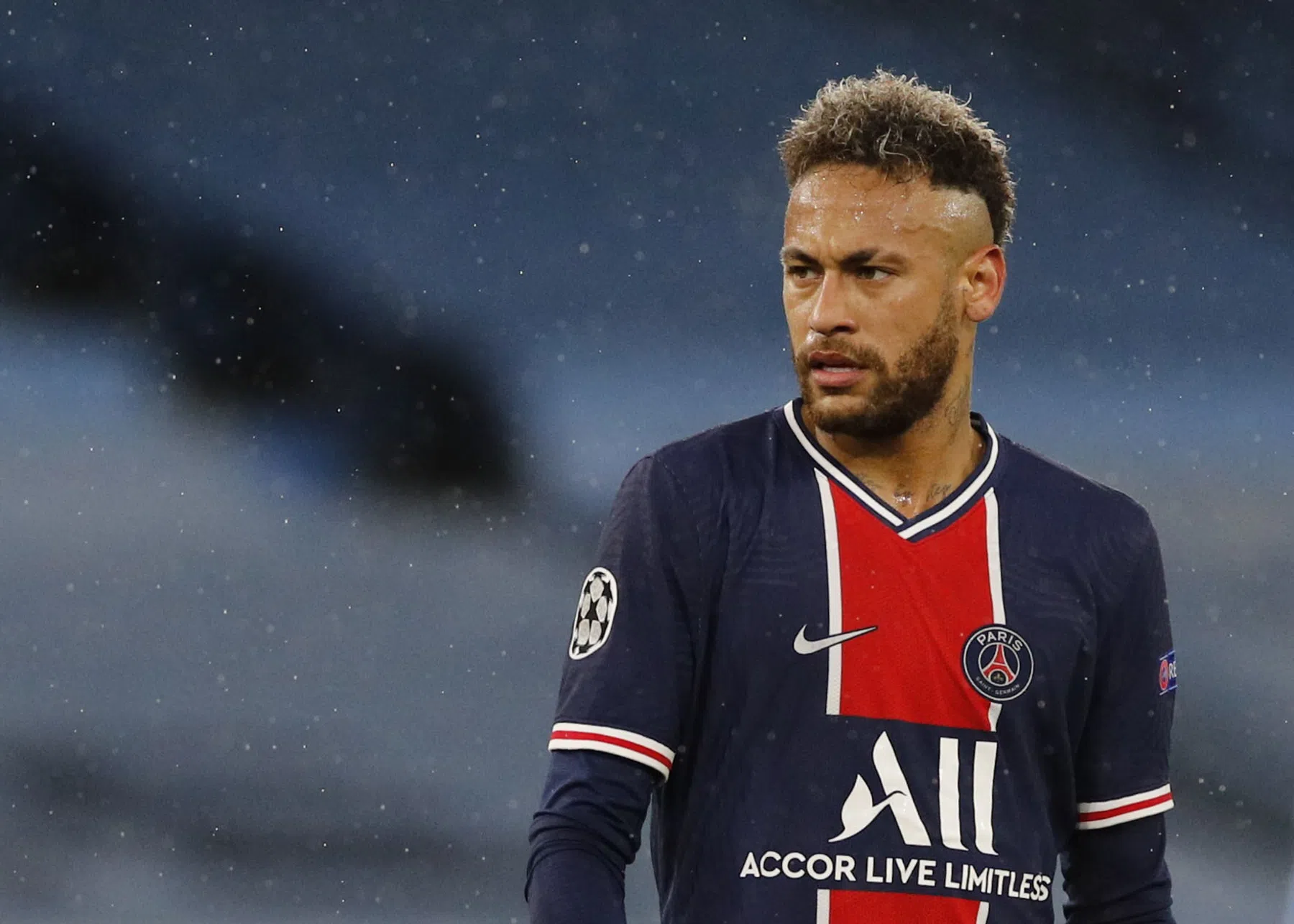 Neymar tekent nieuw megacontract bij PSG