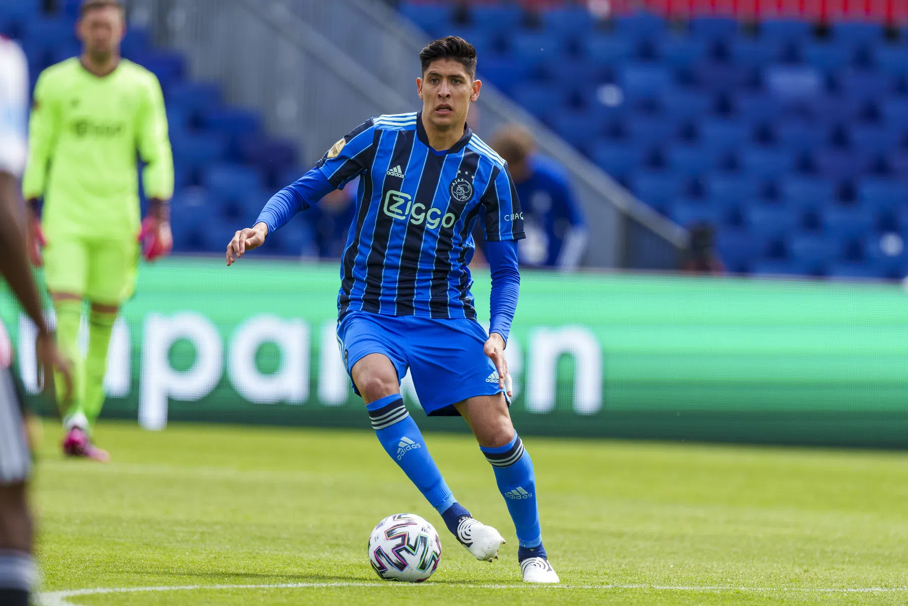 Ajax presenteert nieuw uittenue in Klassieker