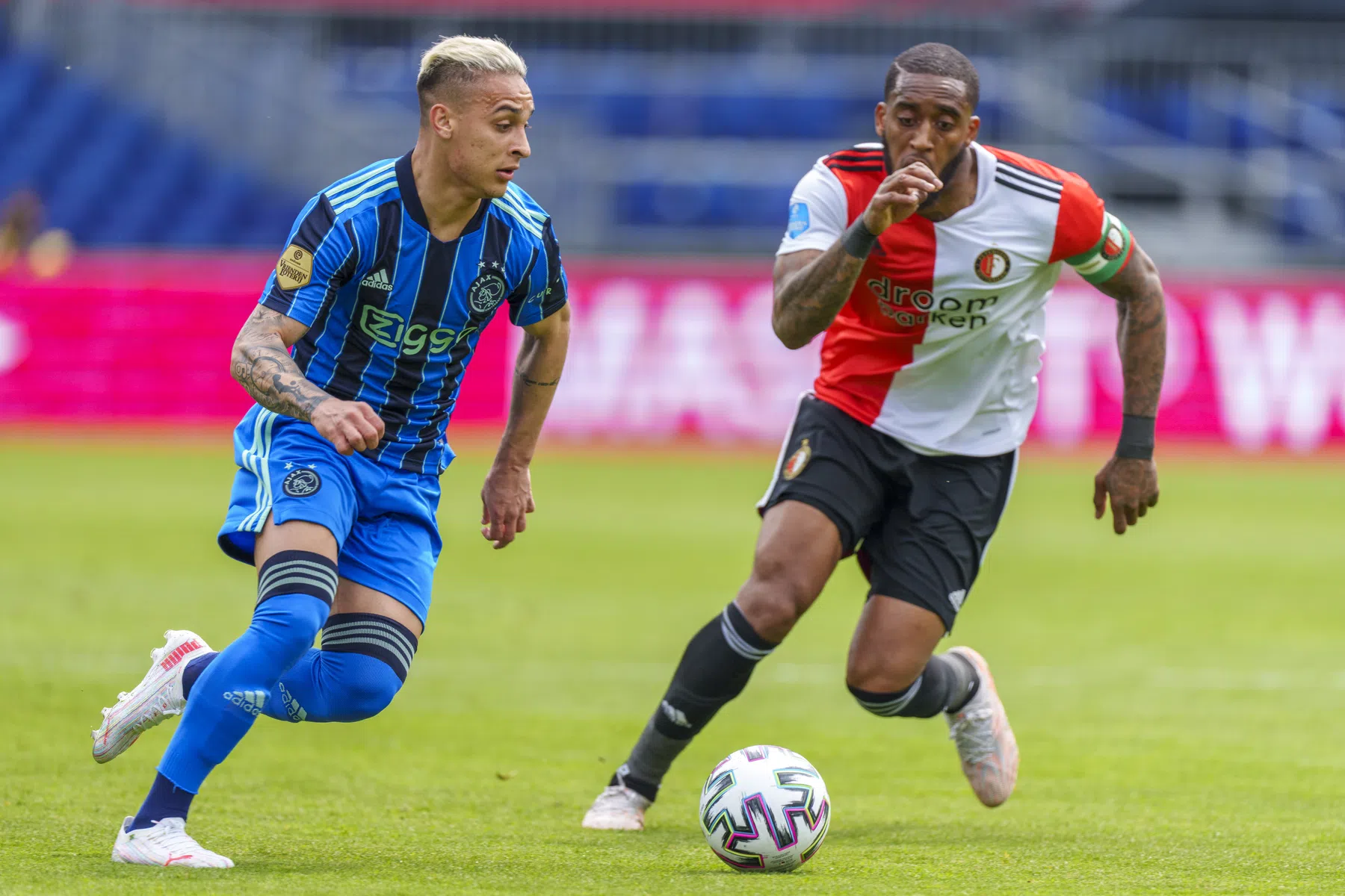 Ajax wint topperklassement, bedroevende score Feyenoord en PSV