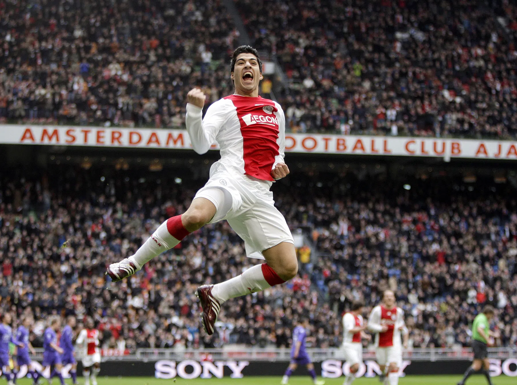 Veertien onvergetelijke beelden van Ajax-fotogaaf Louis van de Vuurst