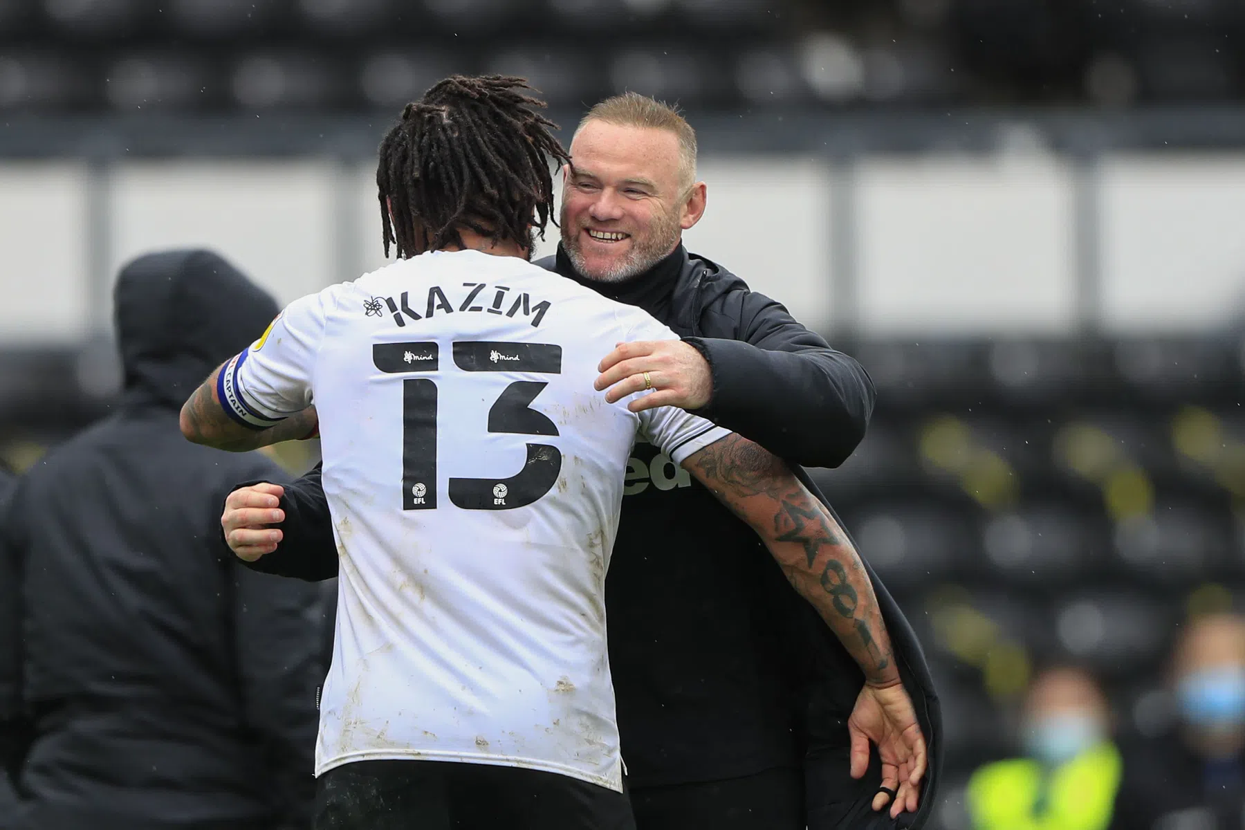Krasje op cv blijft Rooney bespaard: 'Het was dit seizoen een gekkenhuis bij Derby'
