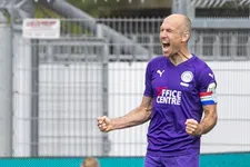 Thumbnail for article: Robben steelt de show op pijnlijke middag voor FC Emmen