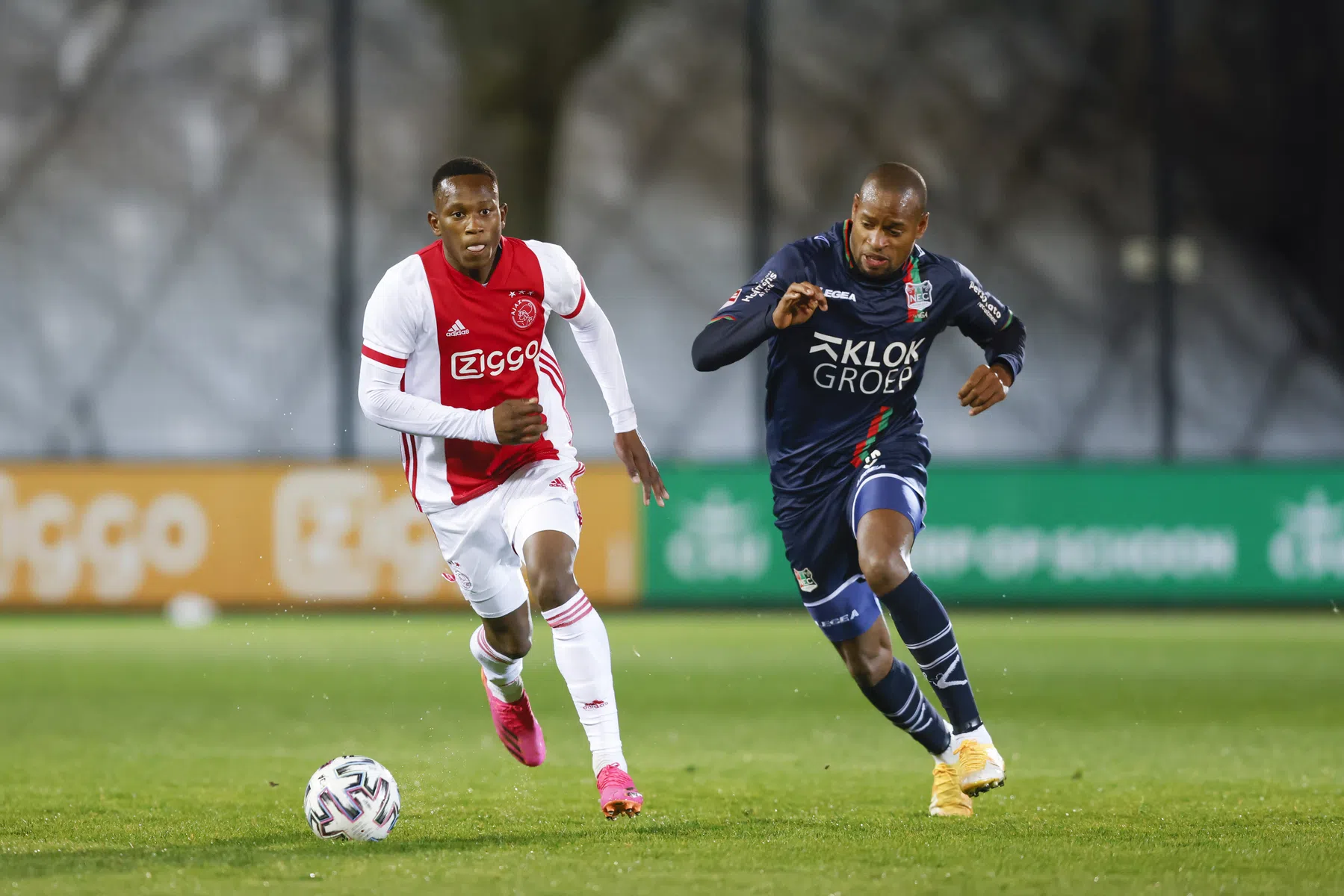 FC Groningen vindt versterking bij Jong Ajax en dubt over Da Cruz