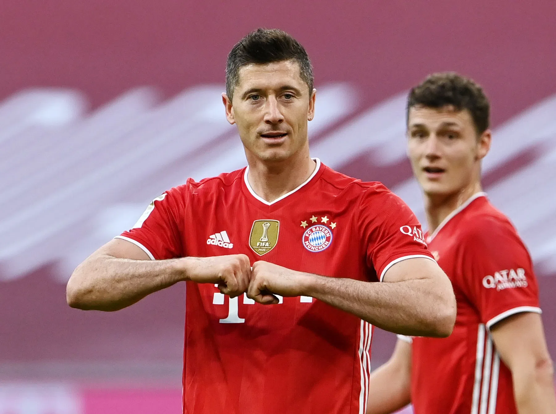 Zorgen in München: blessure brengt recordjacht Lewandowski in gevaar