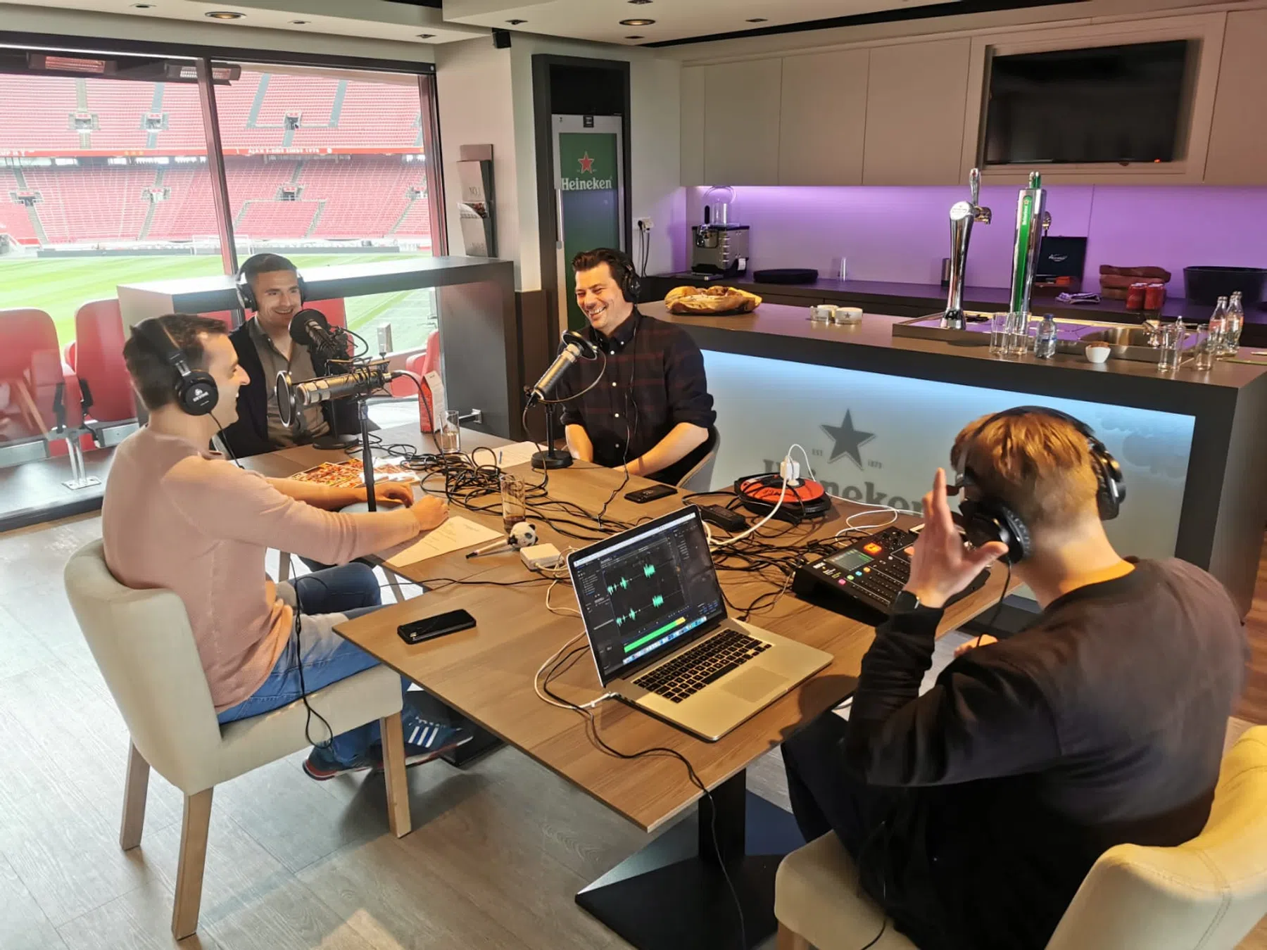 Tadic te gast in de Pak Schaal Podcast: 'Wijndal past goed bij Ajax'