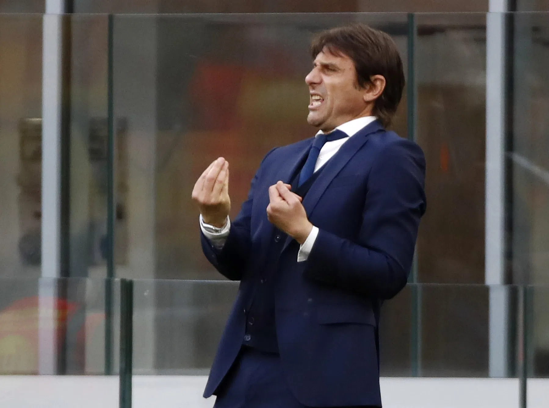 Chaos ondanks Scudetto: Inter-coach Conte zet wéér streep door persconferentie