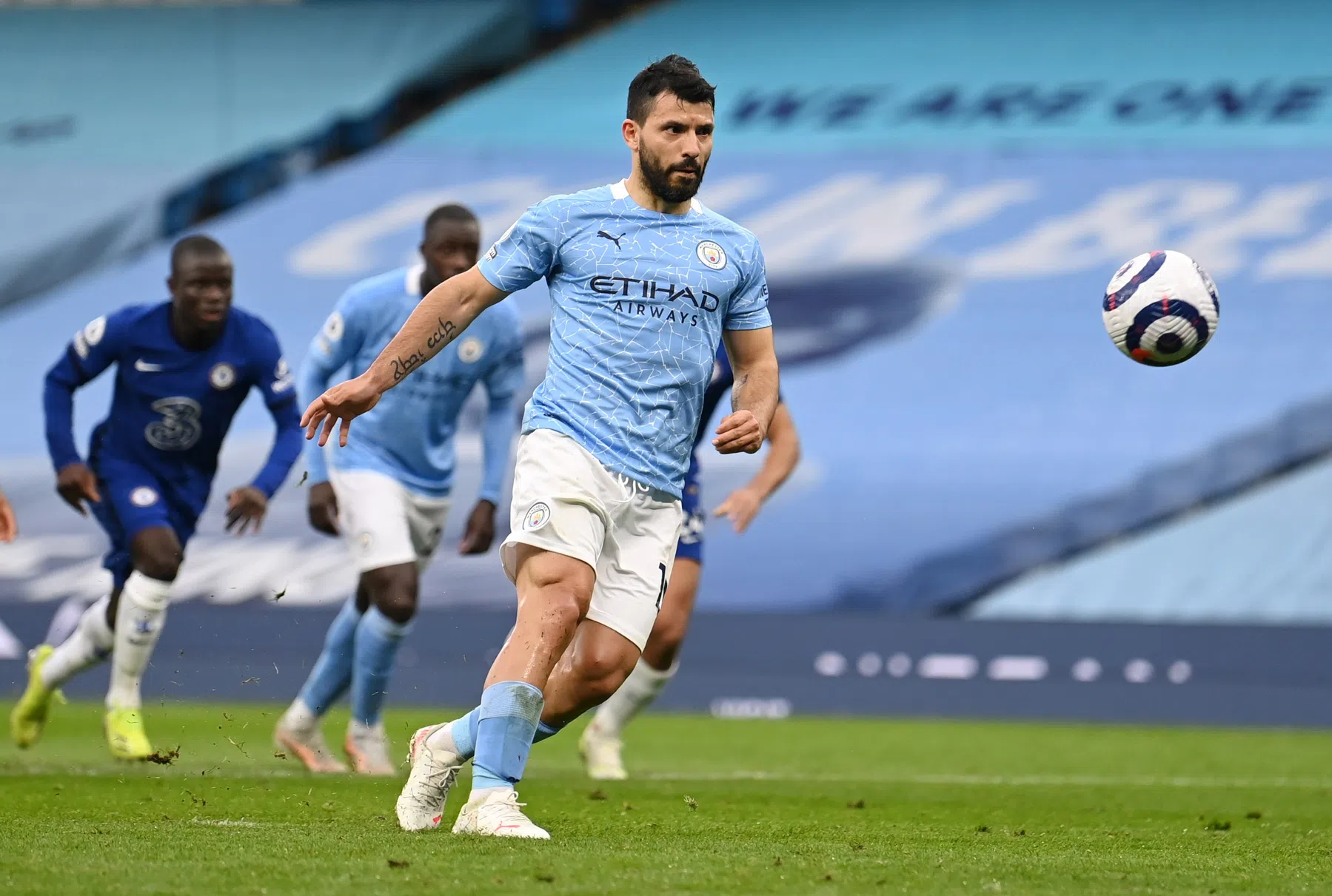 Sprookjeseinde Agüero dreigt volledig in de soep te lopen bij Manchester City