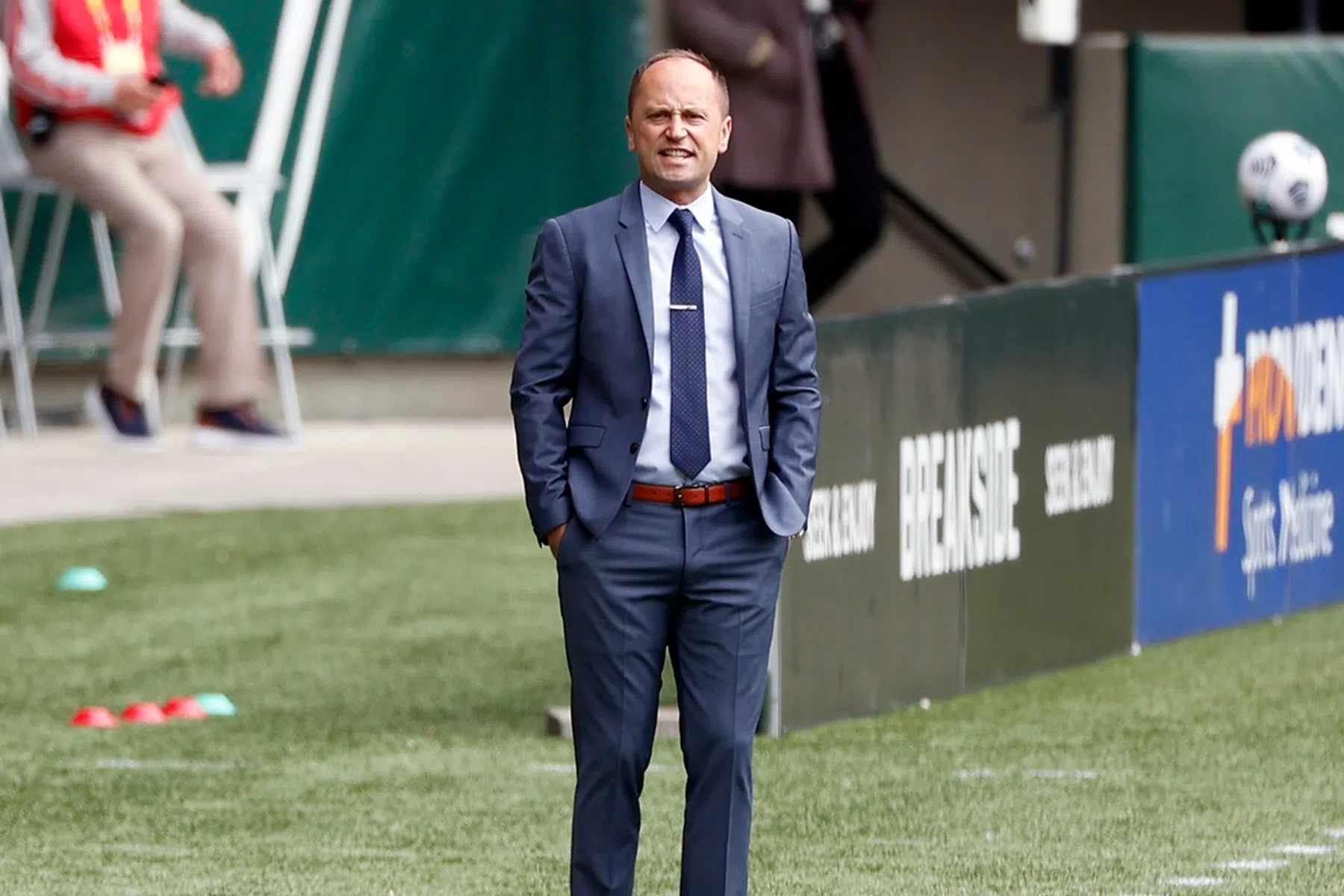 KNVB stelt Mark Parsons aan als opvolger van Leeuwinnen-coach Wiegman