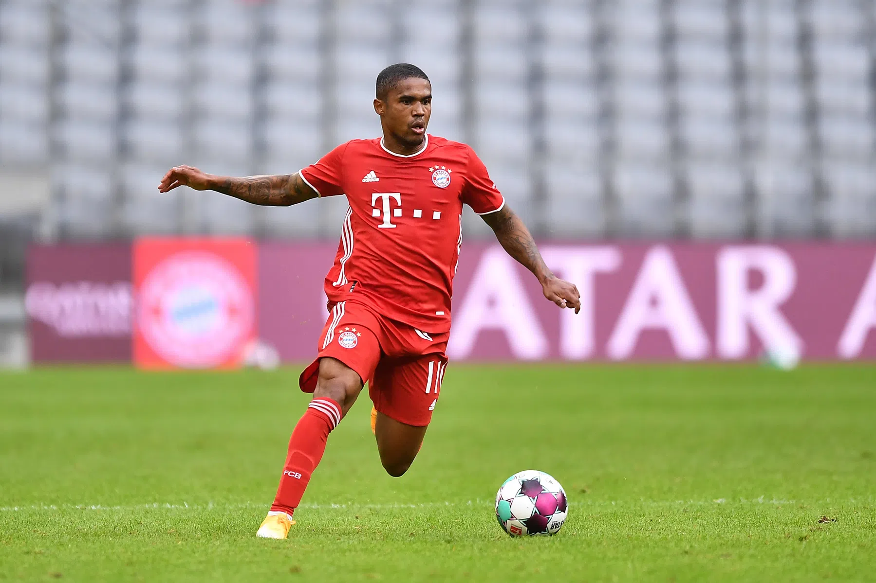 Jeugdliefde beëindigt Europees avontuur van bekritiseerde Douglas Costa