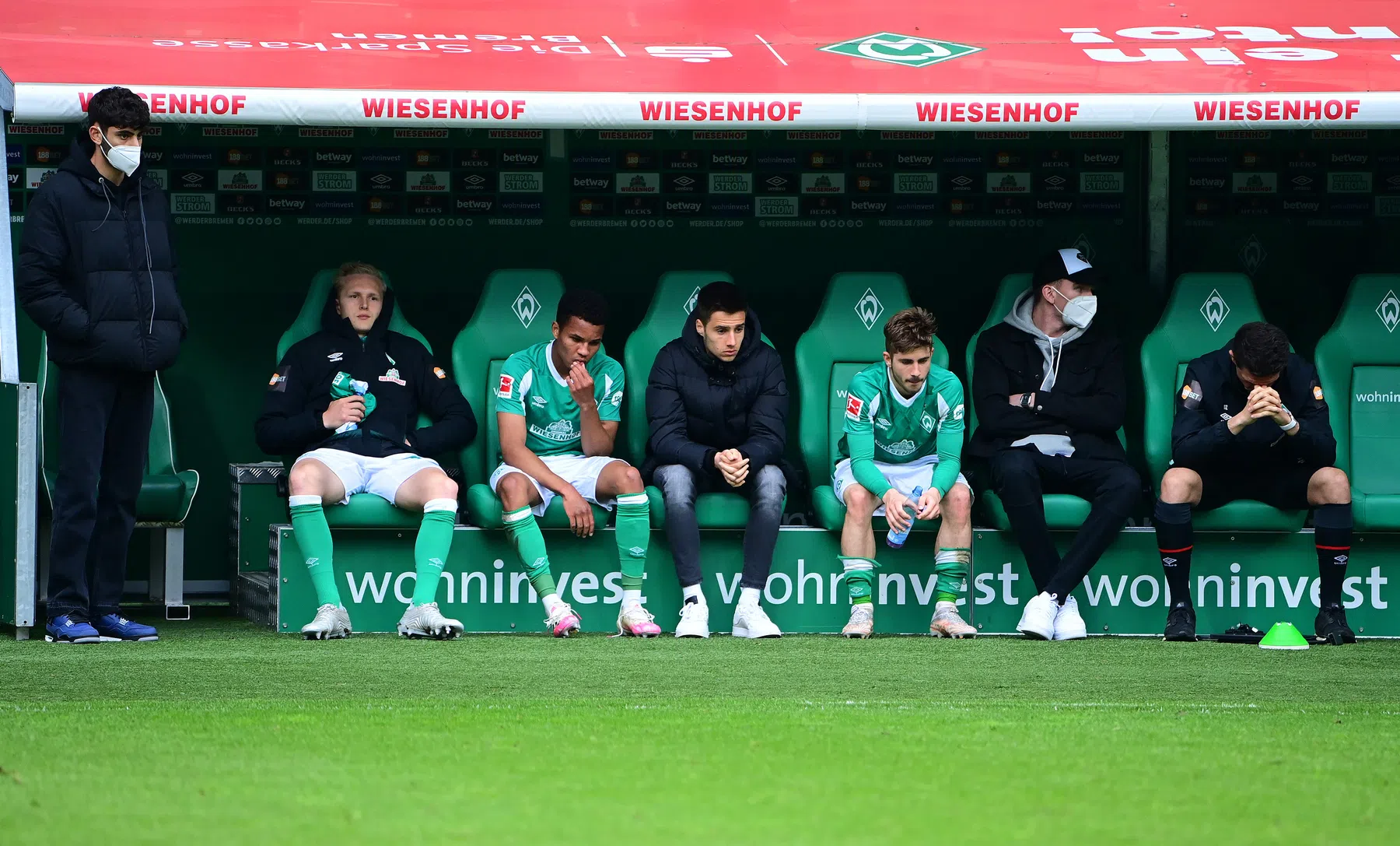 Moisander zegt sorry tegen Werder Bremen-fans na degradatiedrama