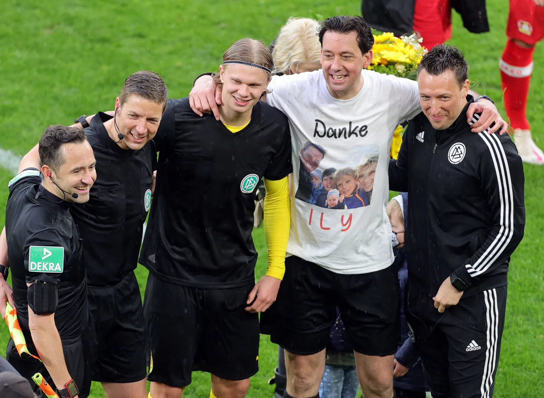 Haaland ruilt van shirtje met scheidsrechter, Krul plaagt Sunderland