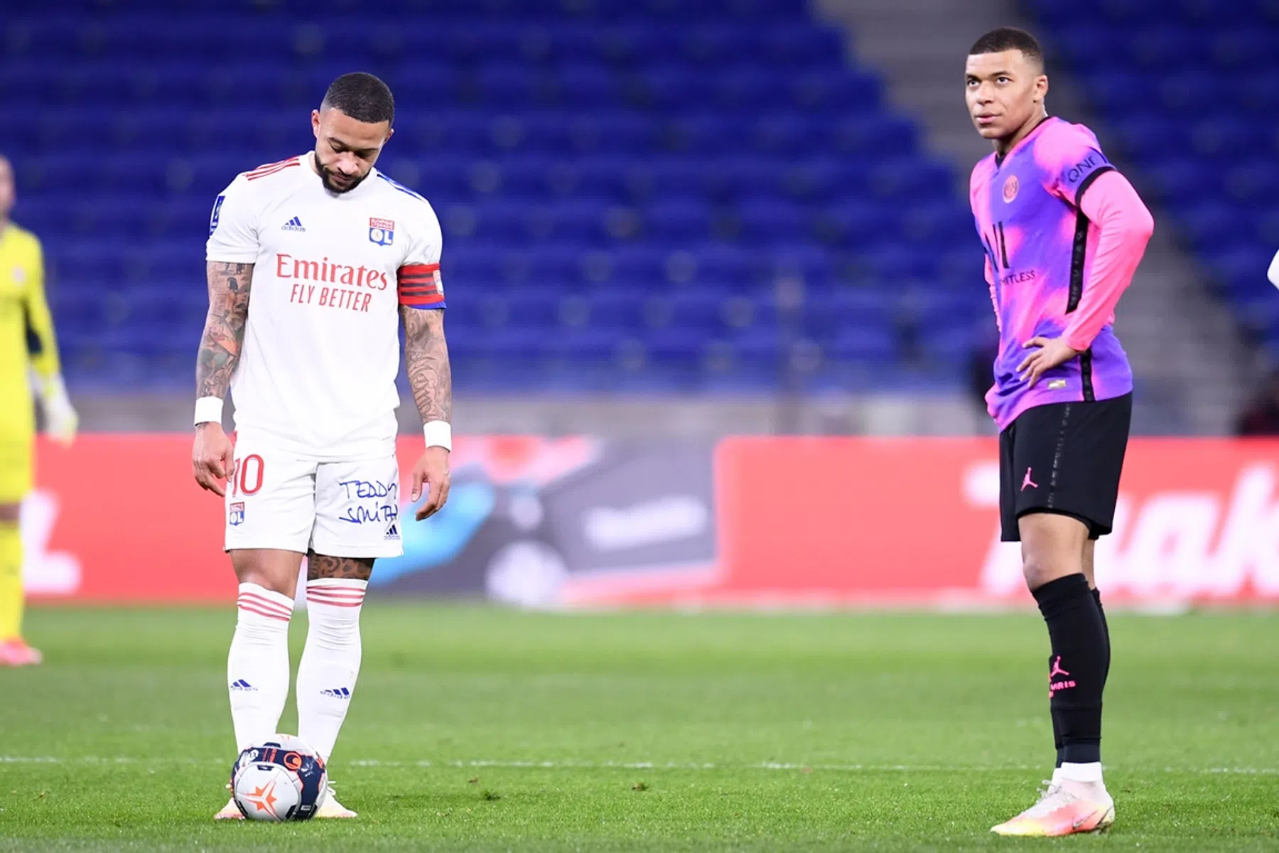 Mbappé zit Memphis dwars in strijd om Franse ereprijs 