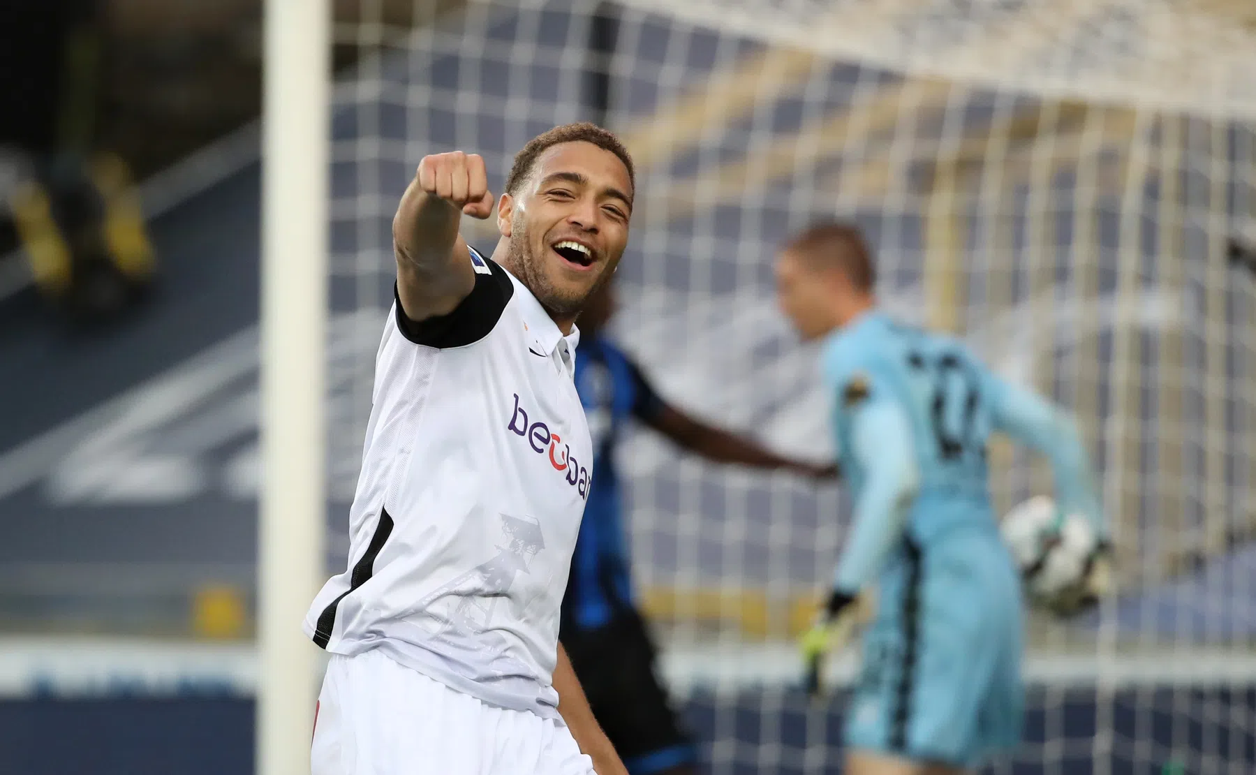 Dessers maakt woorden Van den Brom waar, Anderlecht eindigt in mineur