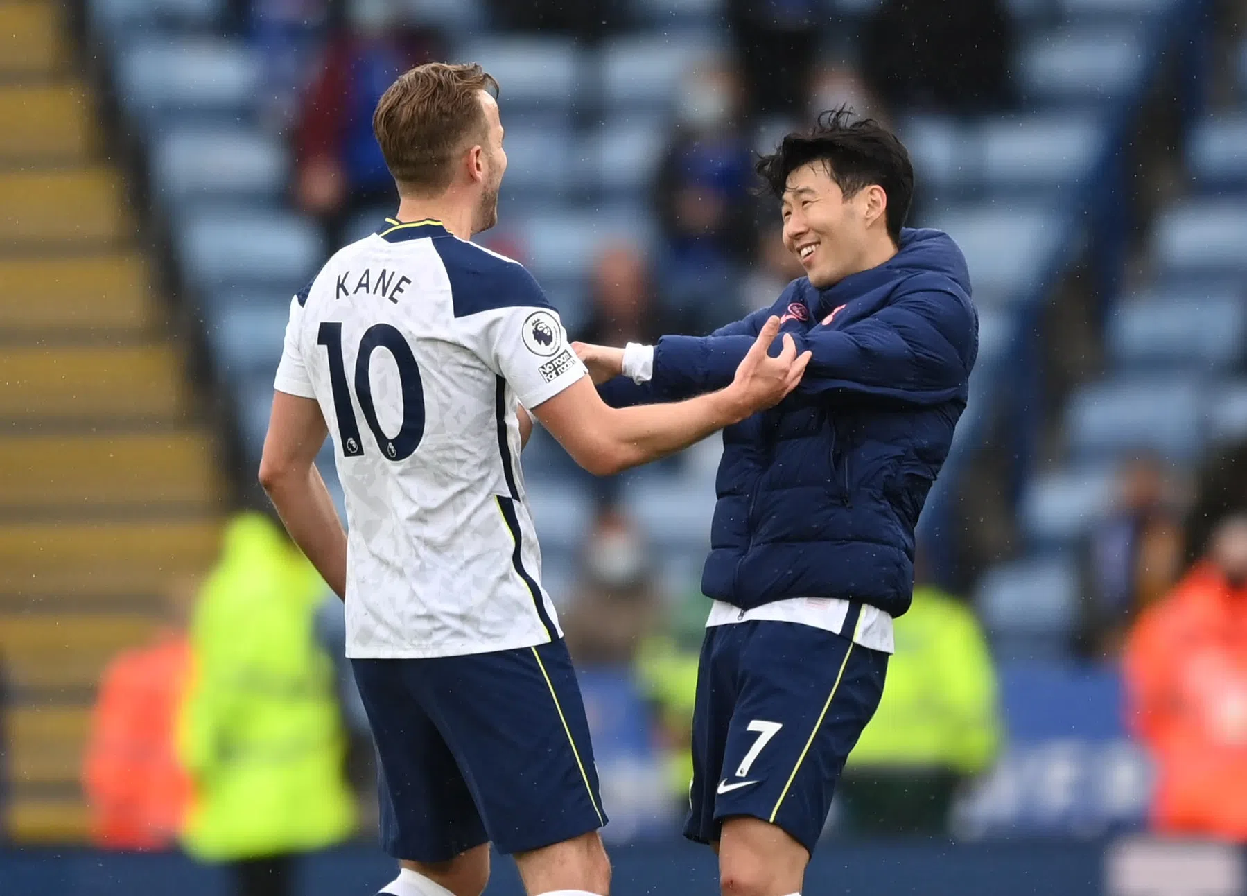 Knuffels en individuele prijzenregen voor Kane: nu op jacht naar een teamprijs