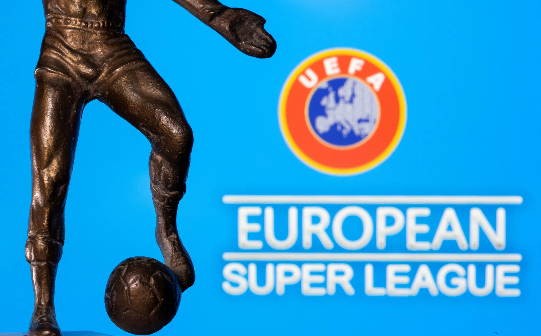UEFA zet volgende stap: straffen nabij voor Super League-voorvechters