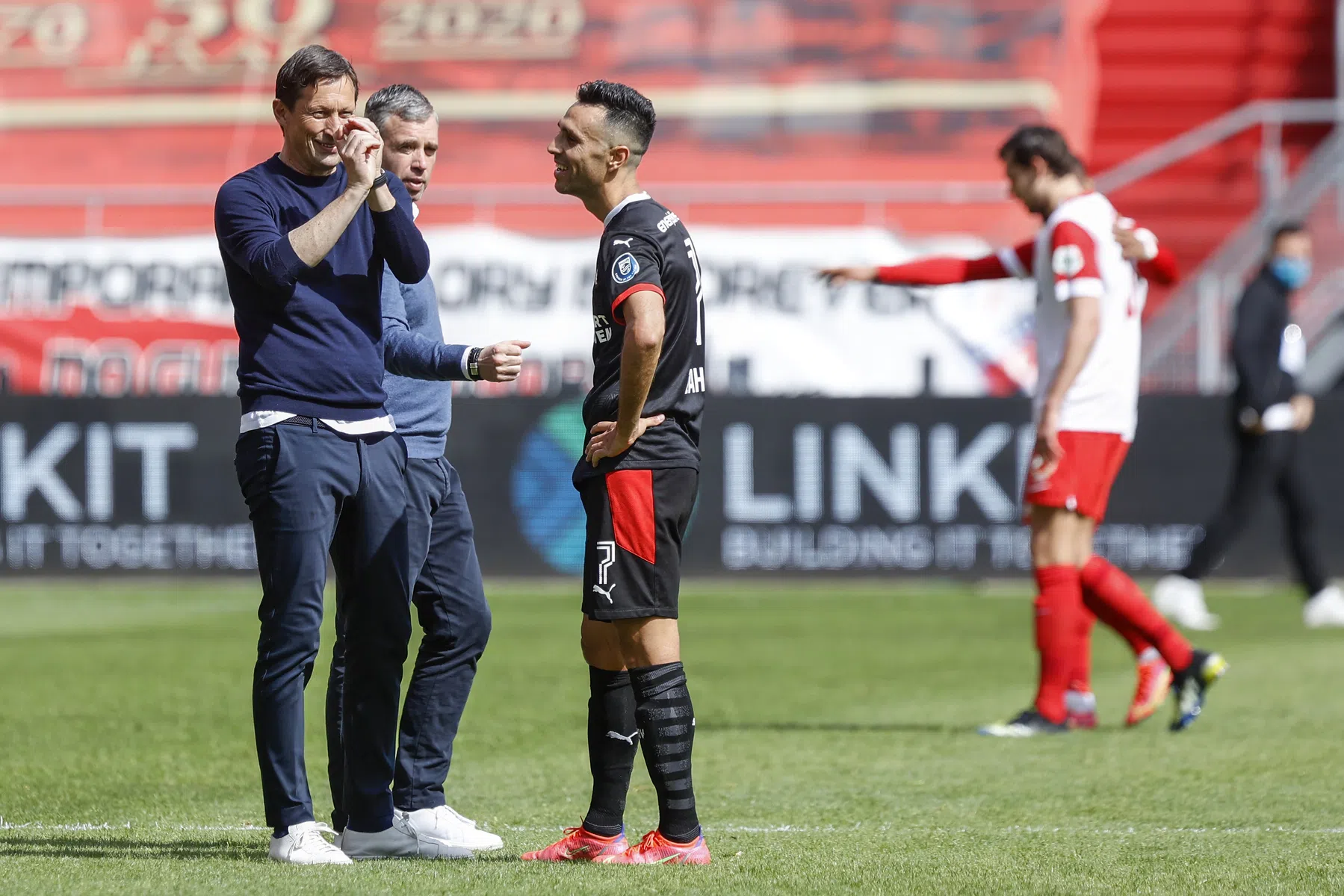 Villarreal-zege domper voor PSV: lange weg richting CL