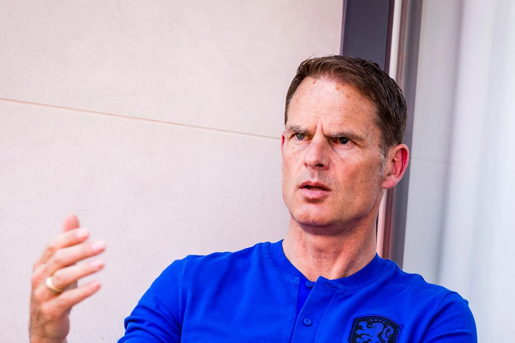 De Boer verontschuldigt zich voor stroef begin en wil nu focus op EK 