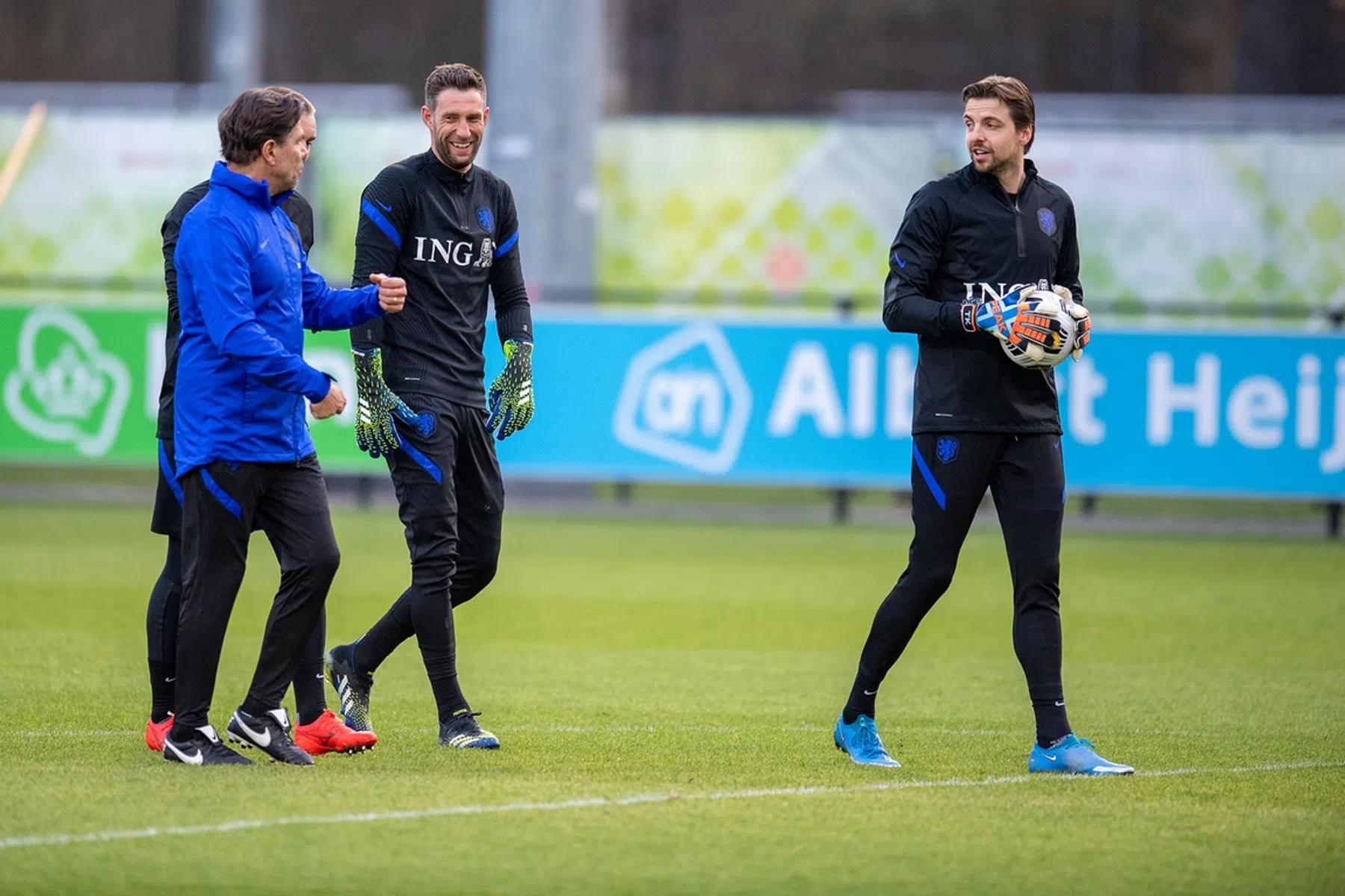 Verwarring rond opstelling Oranje: Stekelenburg maakt plaats voor Krul