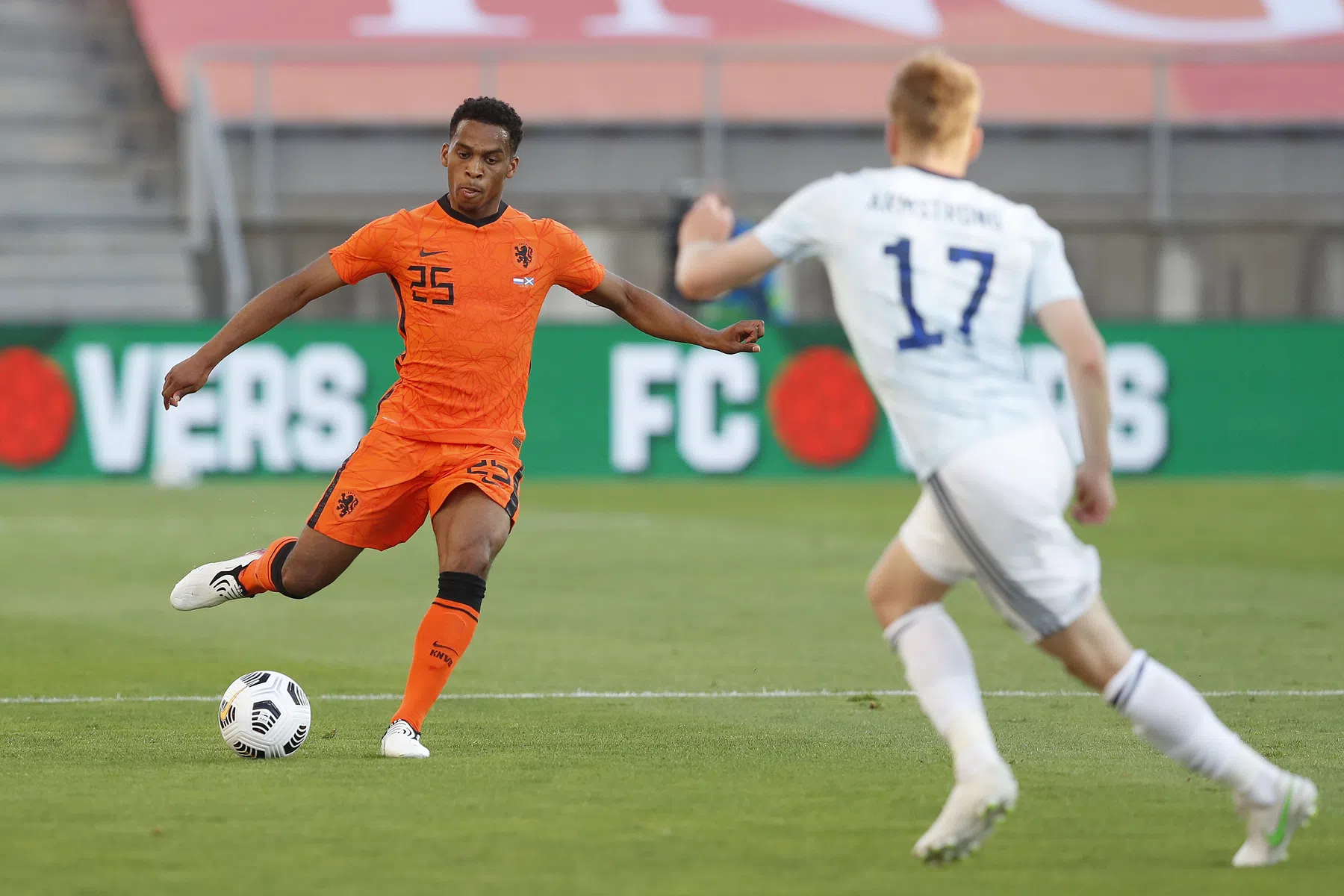 Trotse Timber overladen met complimenten na imponerend Oranje-debuut