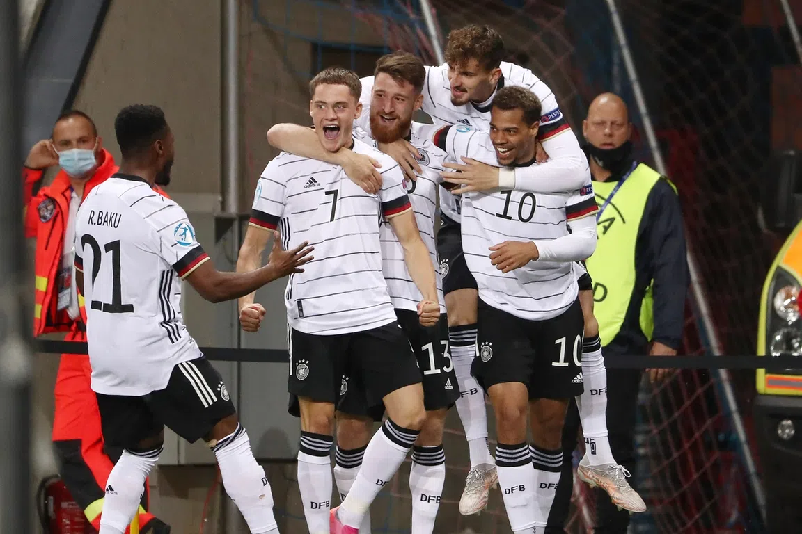 Jong Duitsland en Wirtz maken indruk: 'Zo wil Löw de Mannschaft zien spelen'