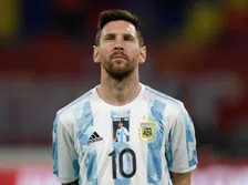 Thumbnail for article: Geïnspireerde Messi kan Maradona niet het gewenste eerbetoon geven 