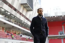 Thumbnail for article: Southgate roept in emotionele open brief op tot eenheid in Engeland